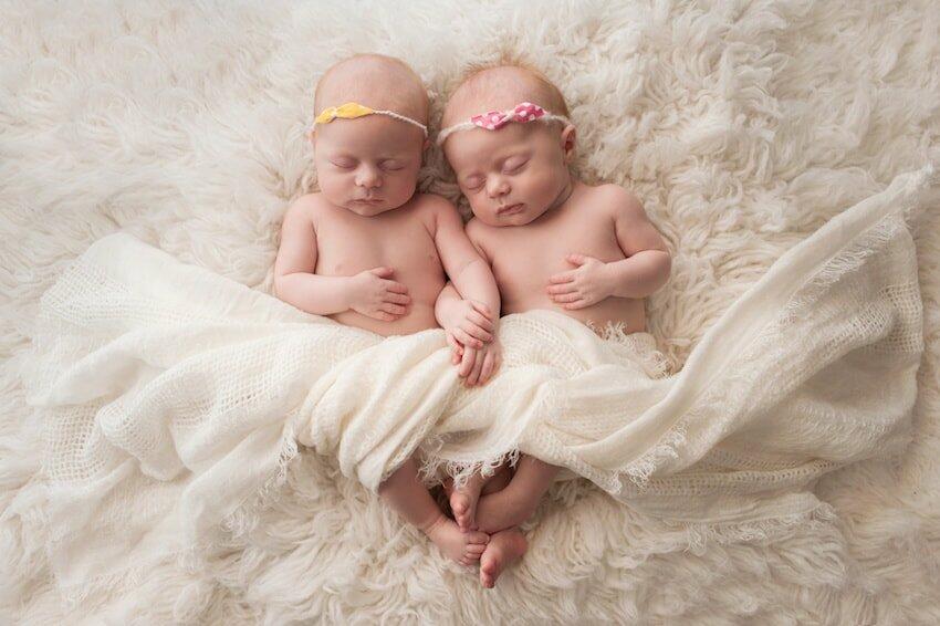 twin newborn babies