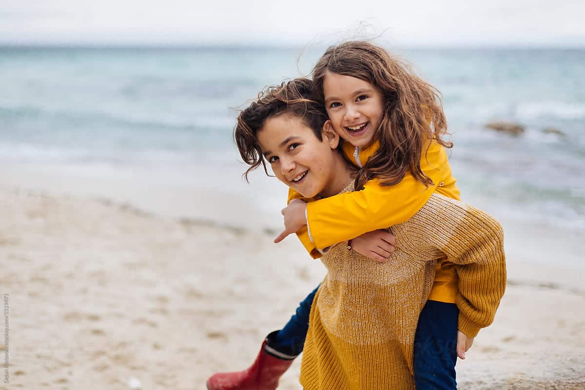 Two children at the ocean